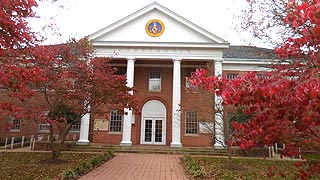 [photo, St. Mary's County Courthouse, 41605 Courthouse Drive, Leonardtown, Maryland]